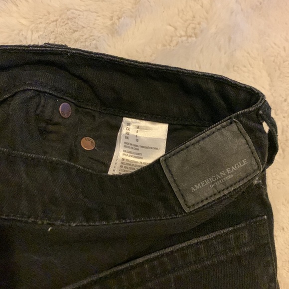 American Eagle Black Denim Mini Skirt Size 6. - Picture 4 of 6